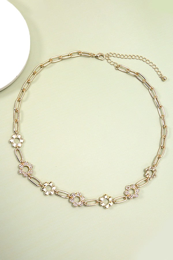 Daisy Rhinestone Necklace
