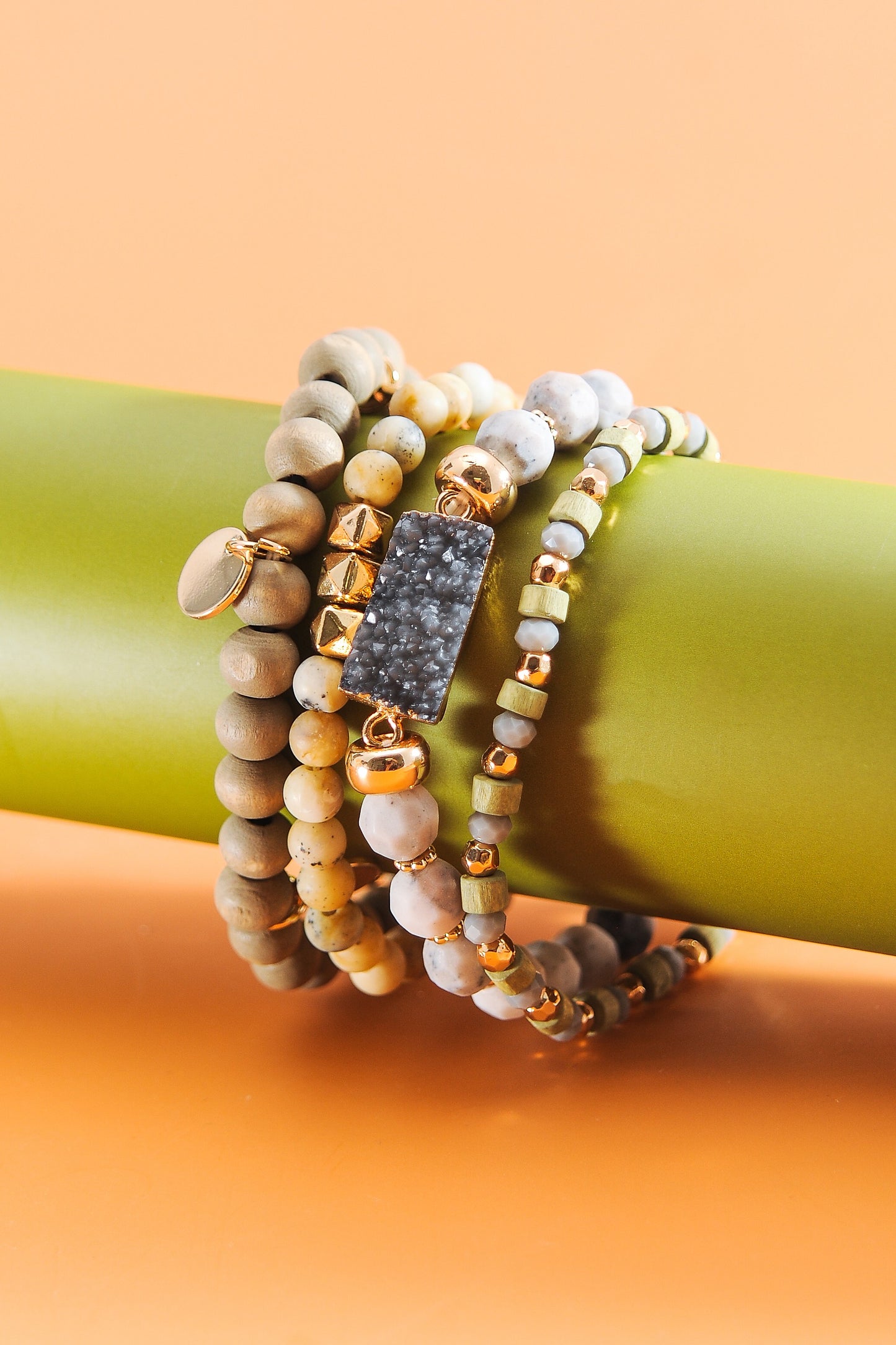 Druzzy Wood Bead Bracelet Set - Olive