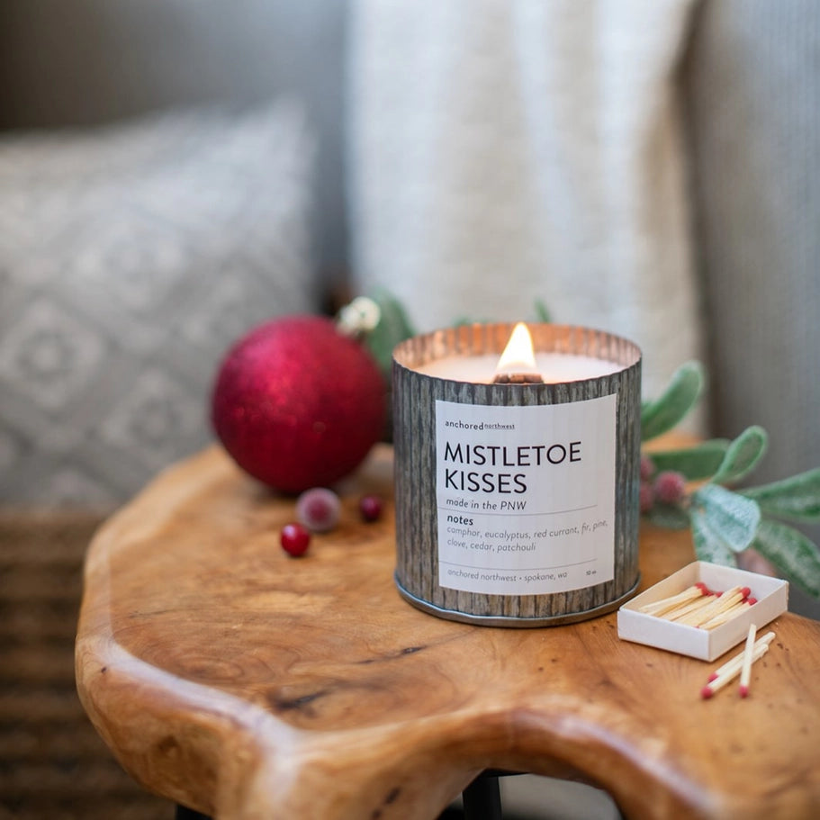Mistletoe Kisses Wood Wick Rustic Farmhouse Soy Candle