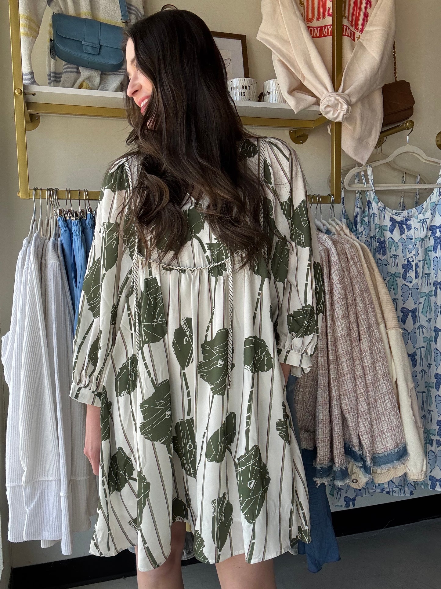 Guacamole Floral Puff Sleeve Dress