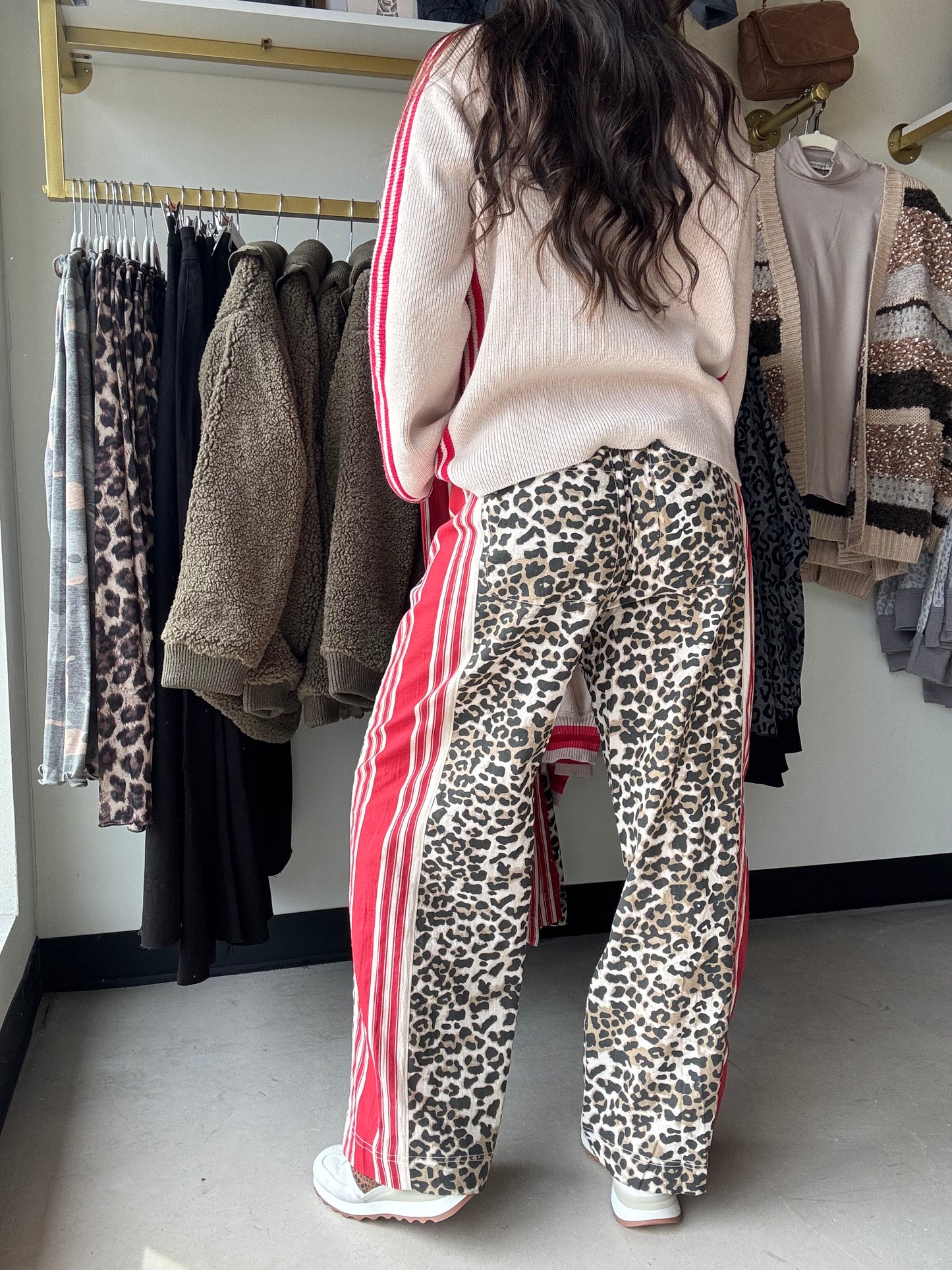 Leopard Accent Wide Leg Pants