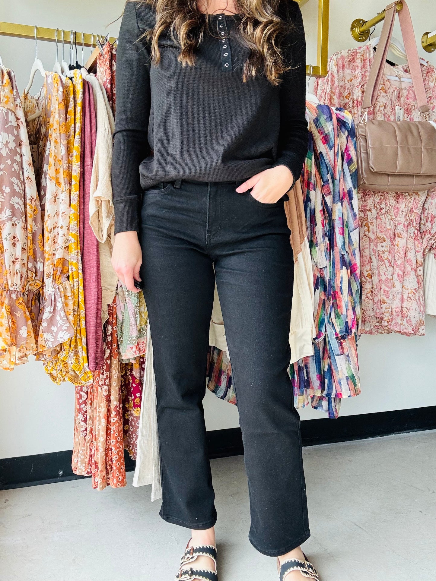 Catchy Straight Leg Denim - Vervet