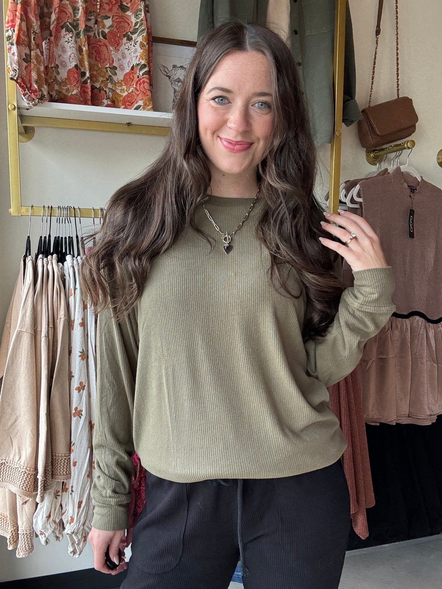 Olive Corrine Pullover