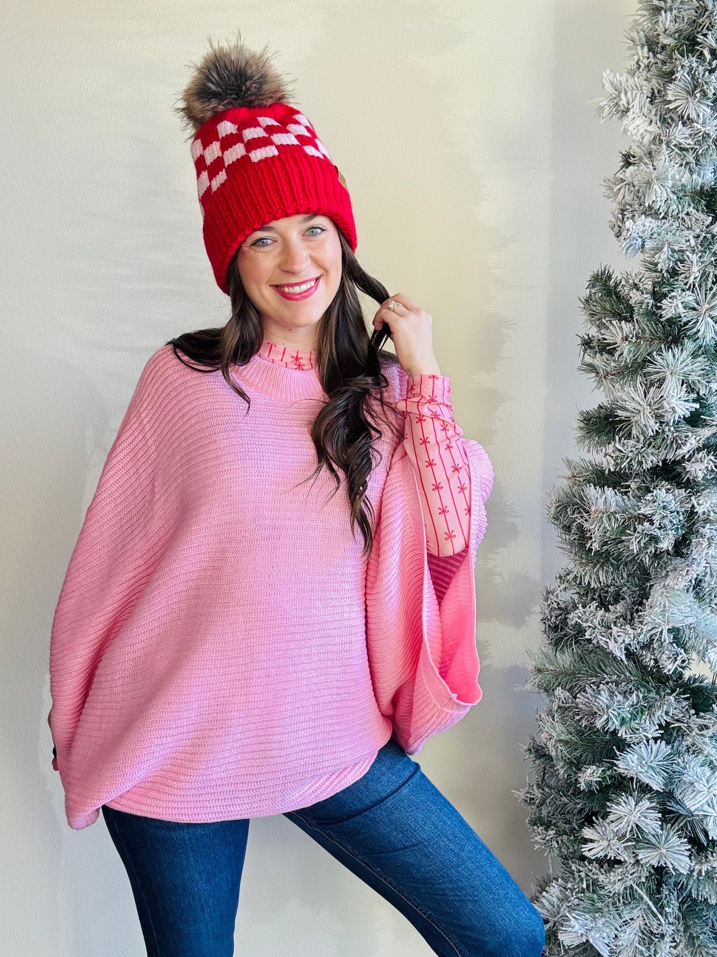 Blakeley
Stay warm and fashionable in this MEG Pullover Poncho. Features long arm holes for a flowy poncho feel, yet in a cute knit sweater. This stylish poncho sweater is designed to keep even the chilliest weather at bay. Perfect for a chic, cozy look.
Featured with our Dress It Up sheer tops
FIT: RELAXED
FABRIC: 100% Acrylic
SIZING
XS: 0-4/6
OS: 6-12
PLUS OS: 14-22