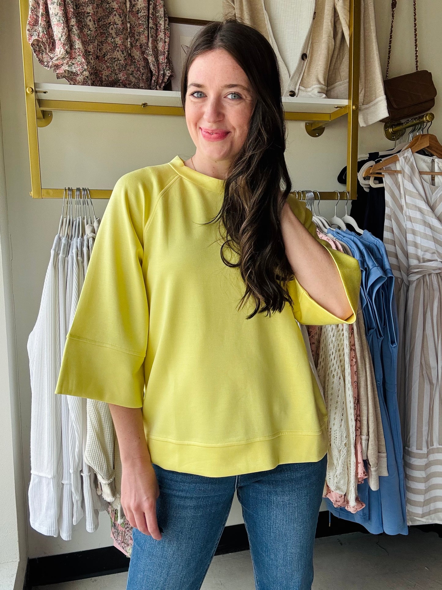 Lemon Ice Short Sleeve Pullover