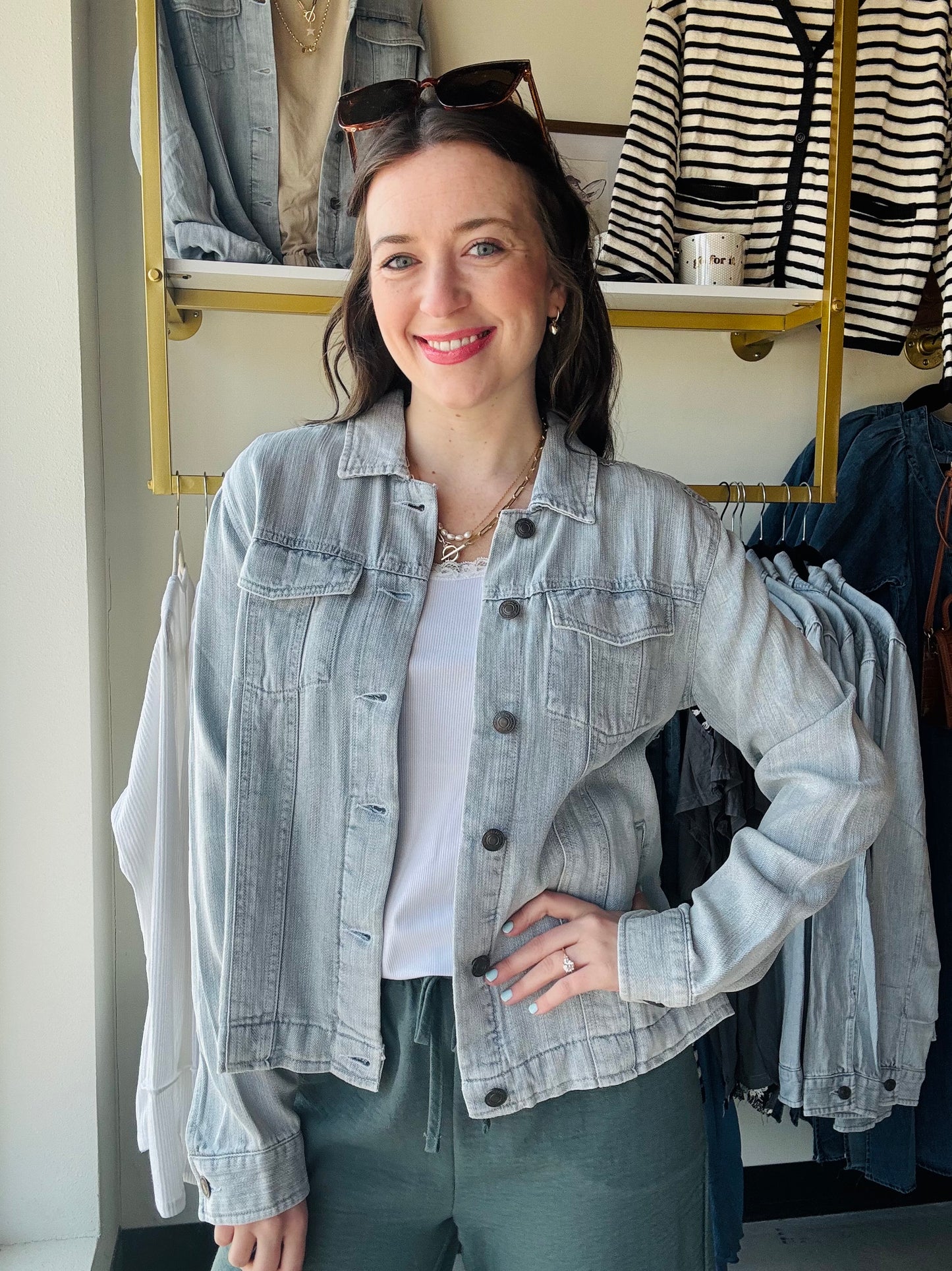 Trust us, you need this denim jacket in your life. Made with our super soft Tencel Lyocell, the Jackie Jacket is a wardrobe staple!