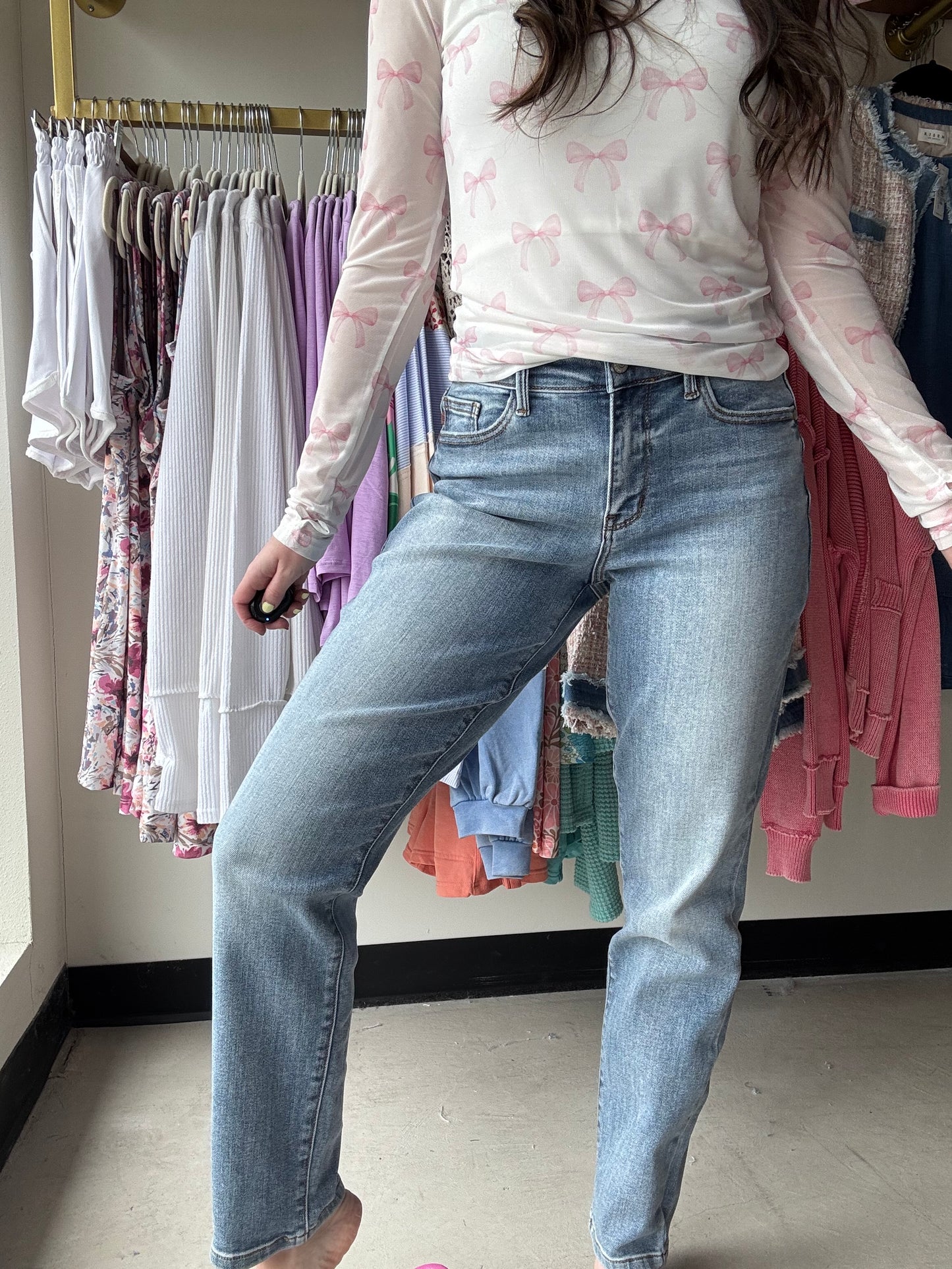 Light Wash Straight Leg - Judy Blue