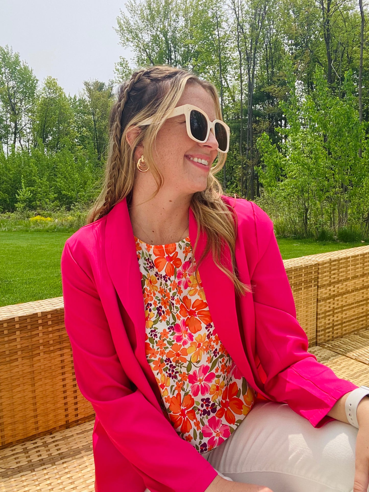 Stay fashionable and comfortable with the Lydia Loose Fit Blazer! Featuring long sleeves, faux pocket detail, and a loose fit, the blazer is lightweight enough to be wearable all day. Perfect for any occasion and trend-savvy for the season, this supple and stylish blazer pairs perfectly with denim for a fashionable and effortless look.