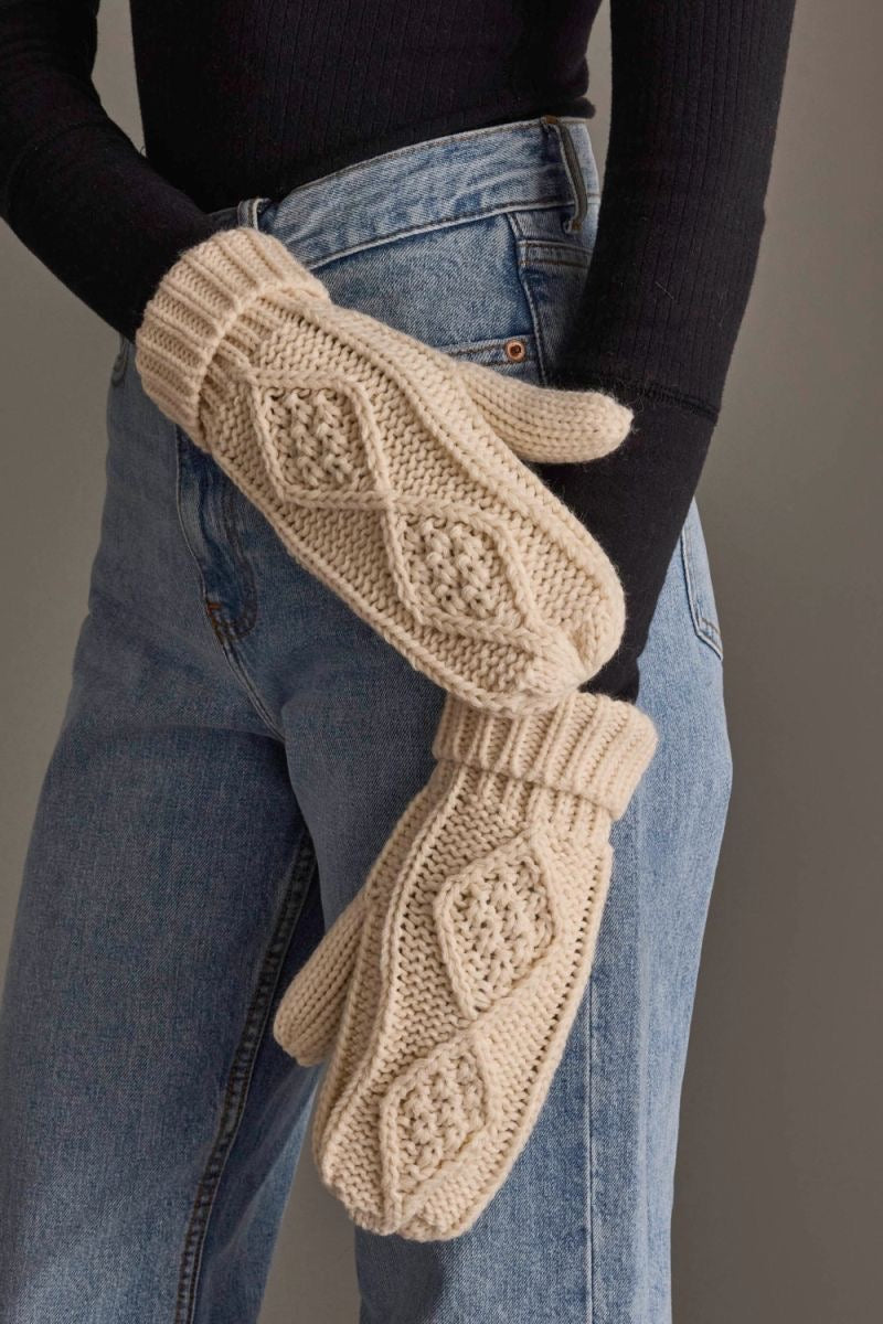 Ivory Cable Knit Mittens