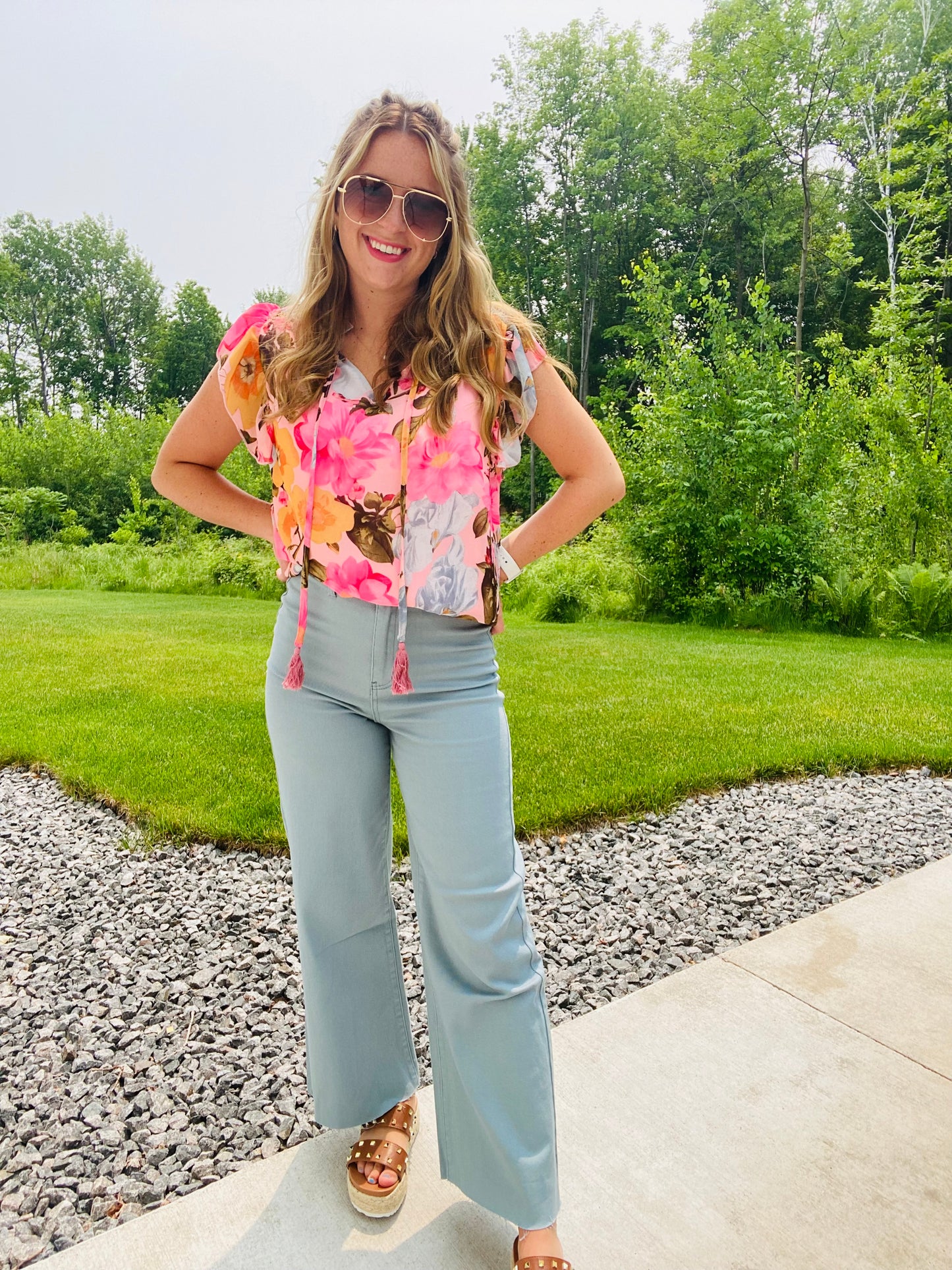 Our Cropped Stretch Jeans are crafted from 97% cotton and 3% spandex for a comfortable yet flattering fit. This wide leg, high waisted style features a clean cut hemline and is available in sizes Small (2-4), Medium (6-8), Large (8-10) and XL (10-12). These bottoms are perfect for work all summer long paired with a fun blouse and strappy sandals!
