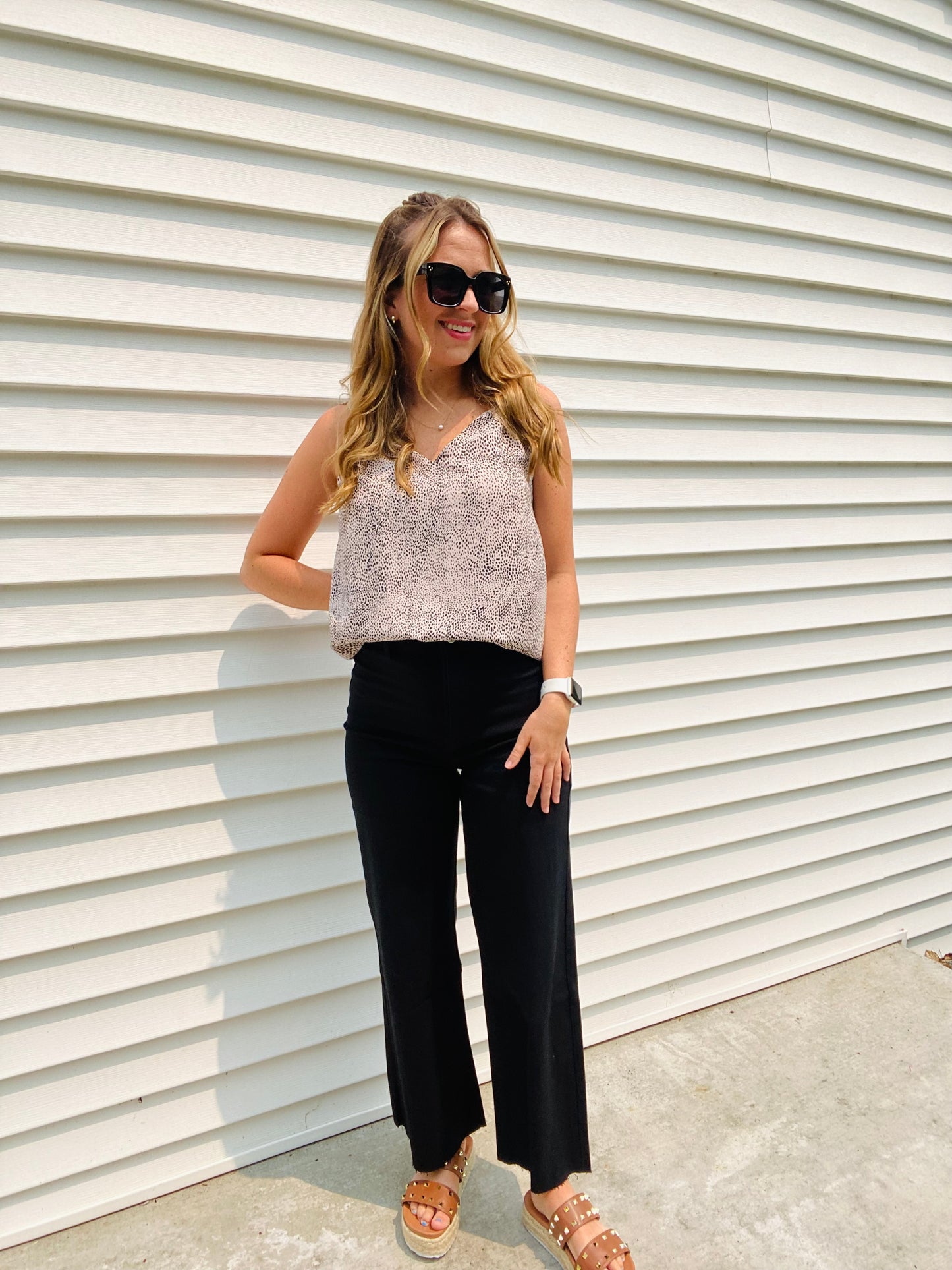 Our Cropped Stretch Jeans are crafted from 97% cotton and 3% spandex for a comfortable yet flattering fit. This wide leg, high waisted style features a clean cut hemline and is available in sizes Small (2-4), Medium (6-8), Large (8-10) and XL (10-12). These bottoms are perfect for work all summer long paired with a fun blouse and strappy sandals!