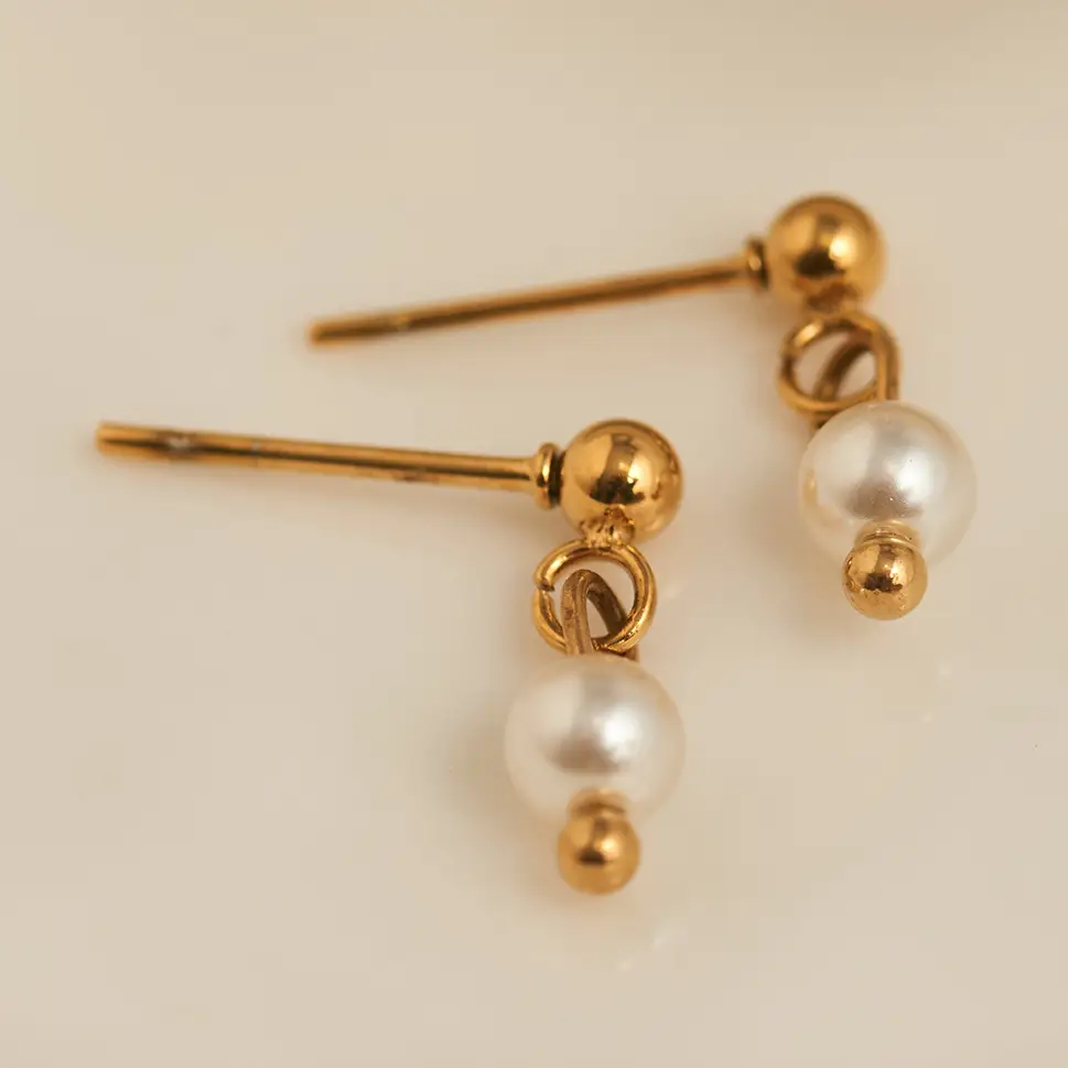 18K Gold Pearl Dangle Earrings