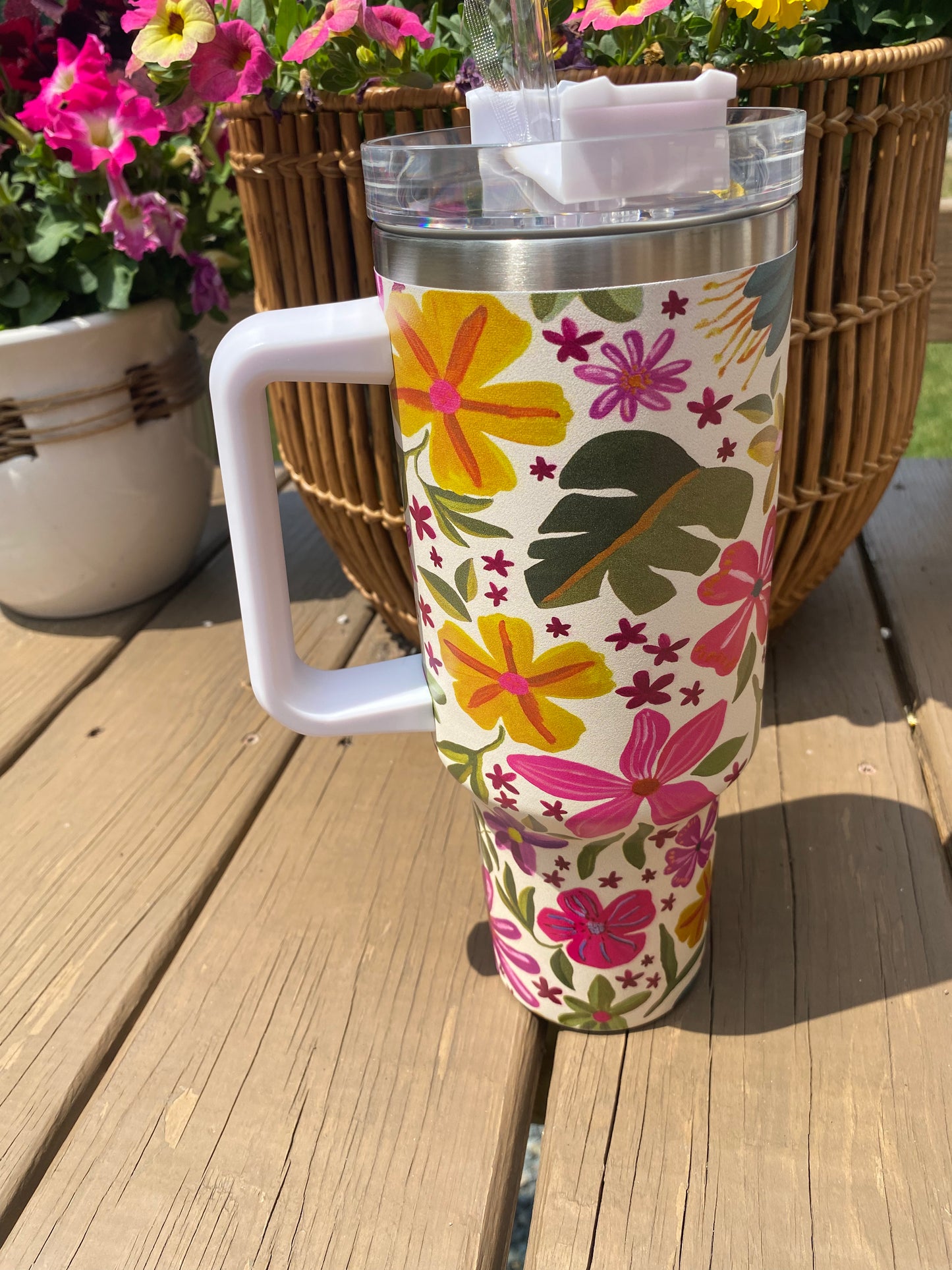 Cream Floral Insulated Tumbler