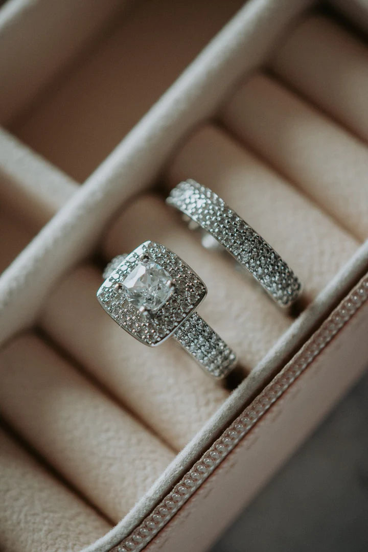Nadia Cushion Cut Ring Set