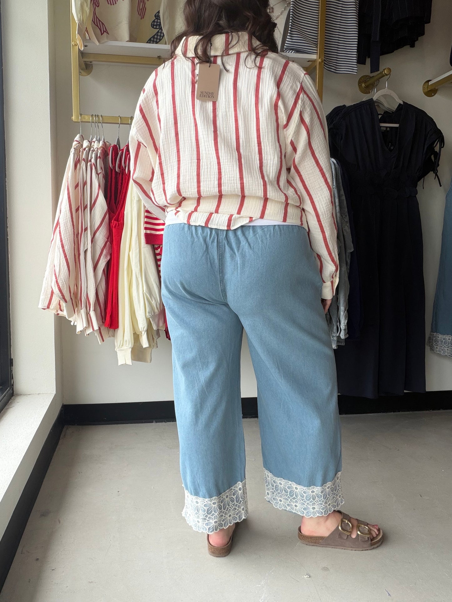 Flower Lace Trim Pull On Denim