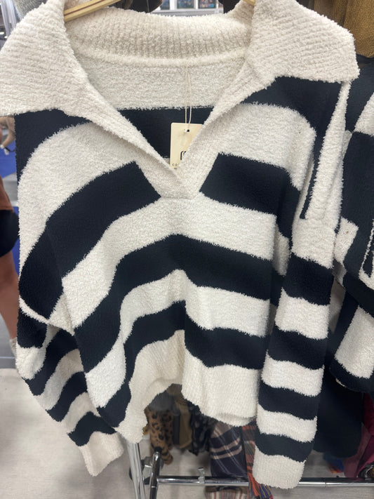 Black & White Collared Pullover