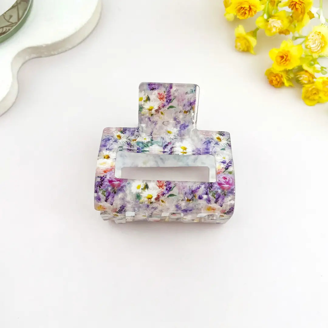 Elegant Square Cut-Out Claw Clip