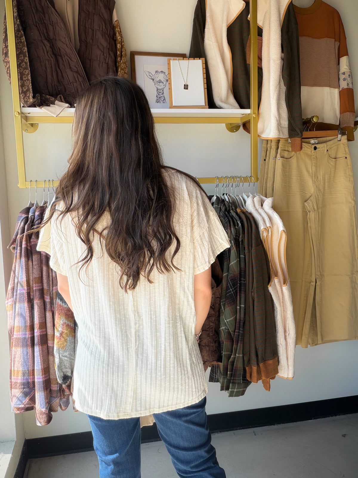 Natural Ribbed V Neck Tee