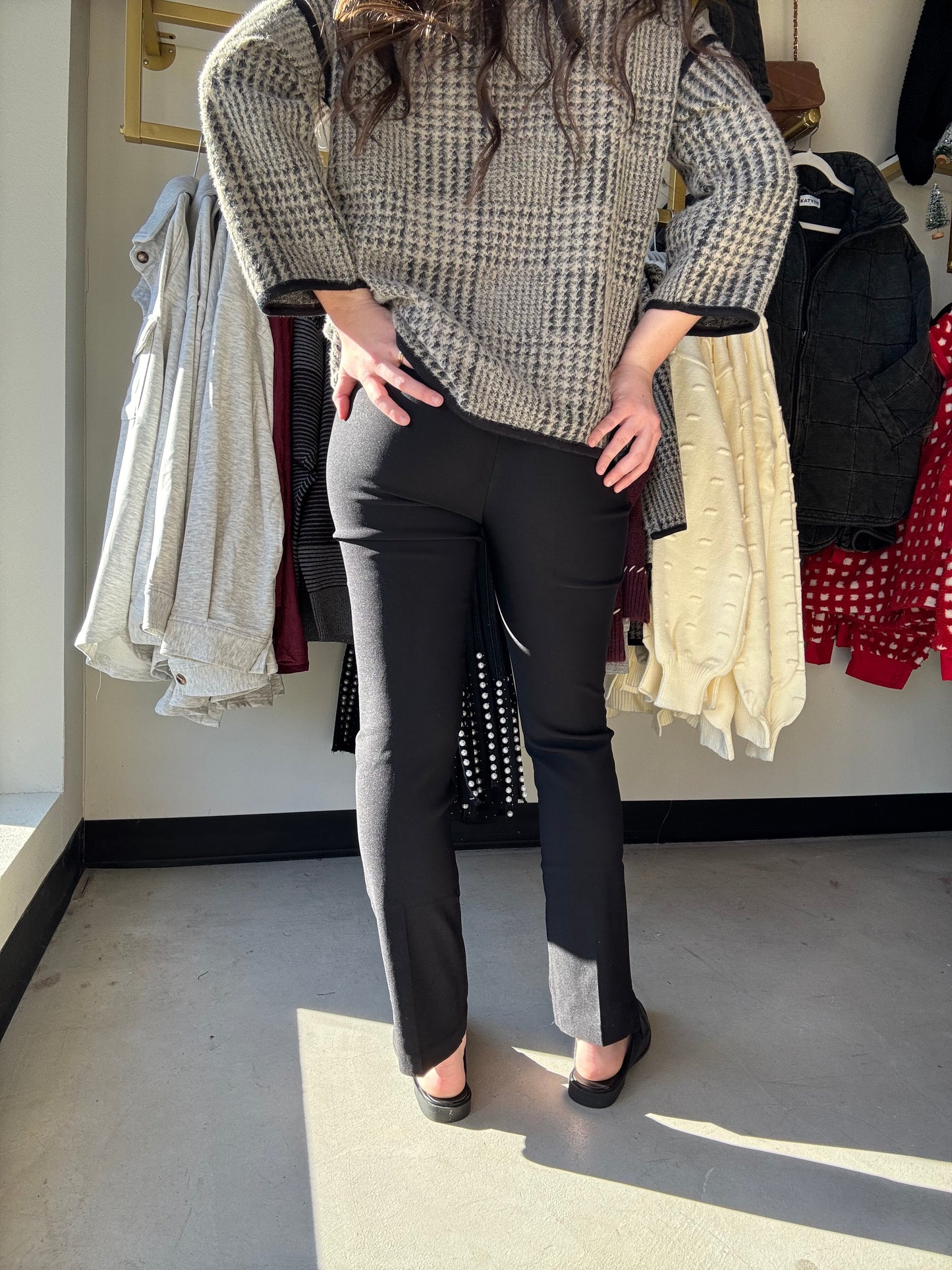 Flatten In Slimming Ankle Pants