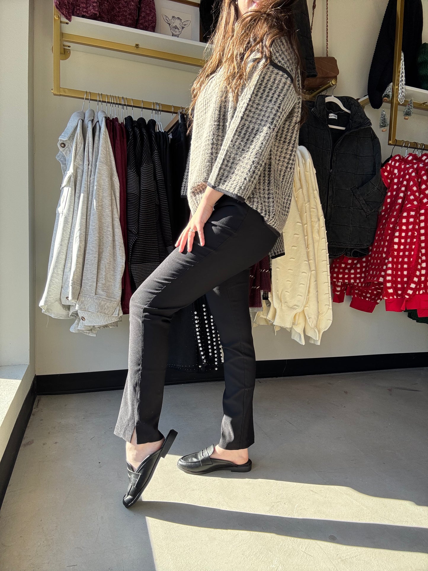 Flatten In Slimming Ankle Pants