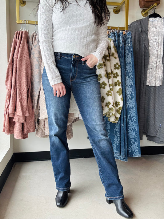 Vintage Dark Wash Straight Leg