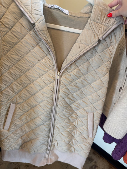 #20 Oatmeal Quilted Vest