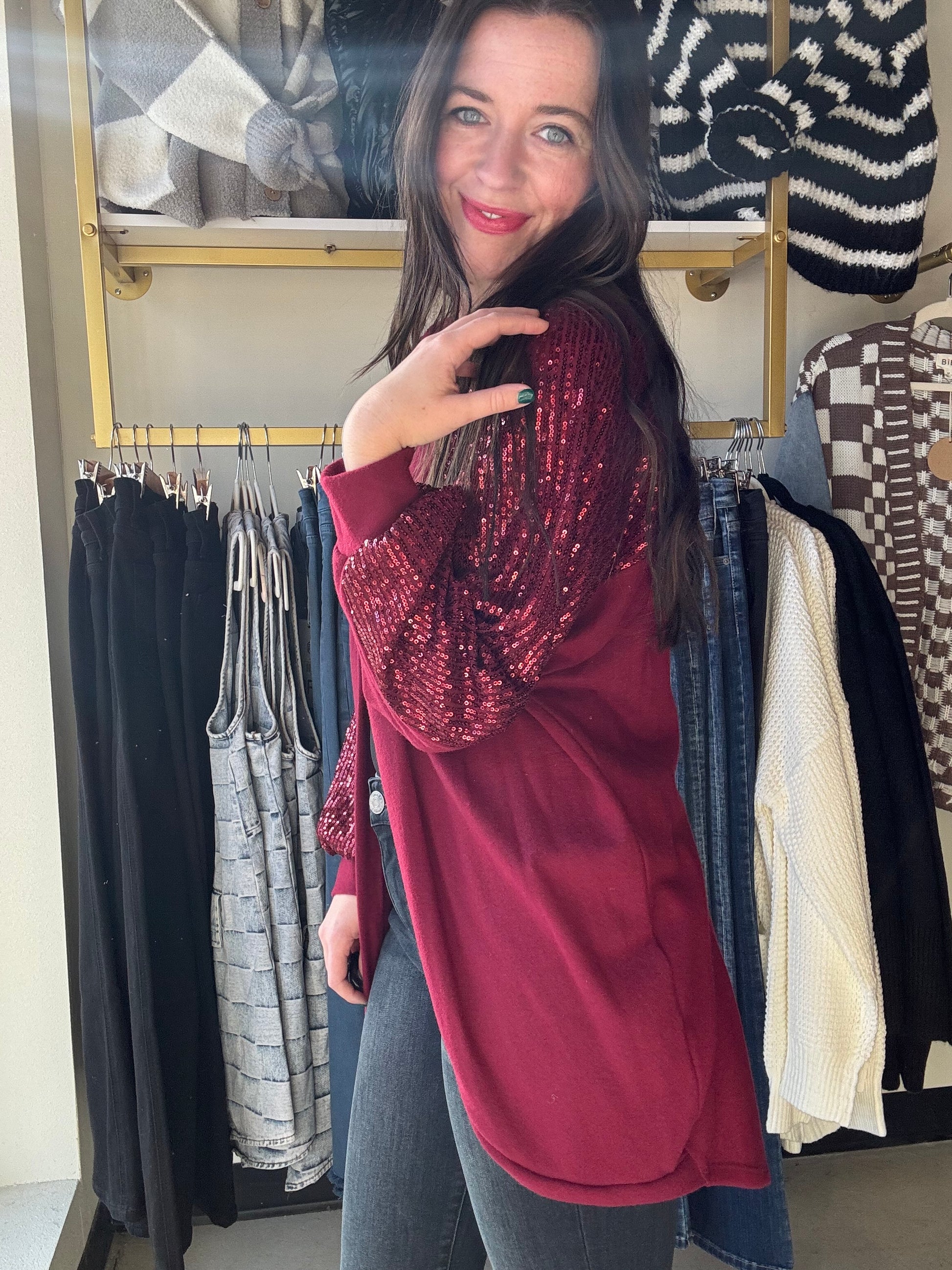 Shopping for the best fashion that is both comfortable and cute. Get the latest in Midwest fashion like women’s sweaters, long women’s cardigans, jeans and women’s accessories. Shopping and online shopping for womens clothes.