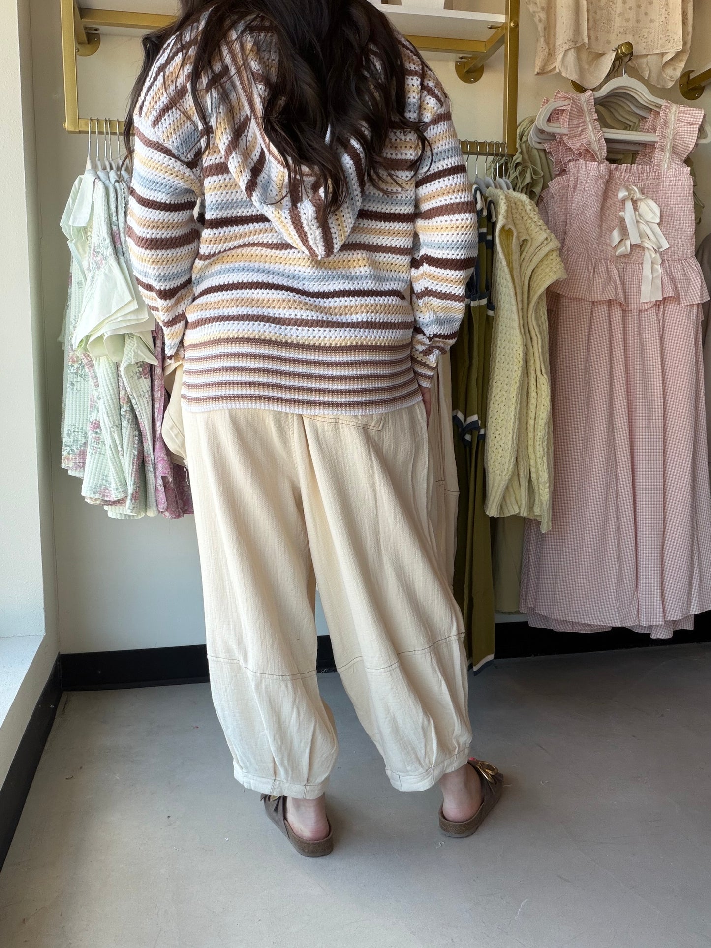 Natural Capri Lantern Pants