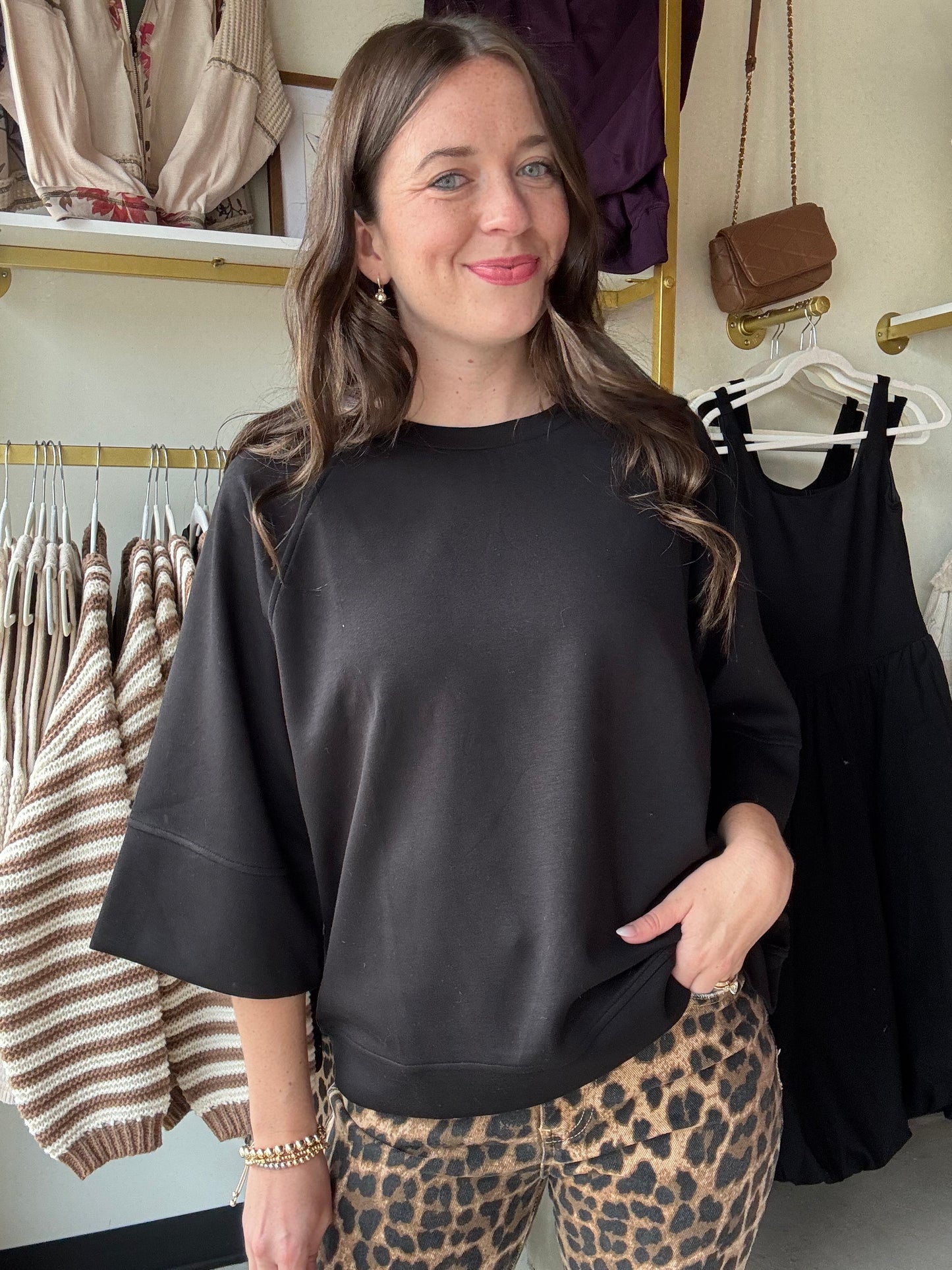 Black Short Sleeve Pullover