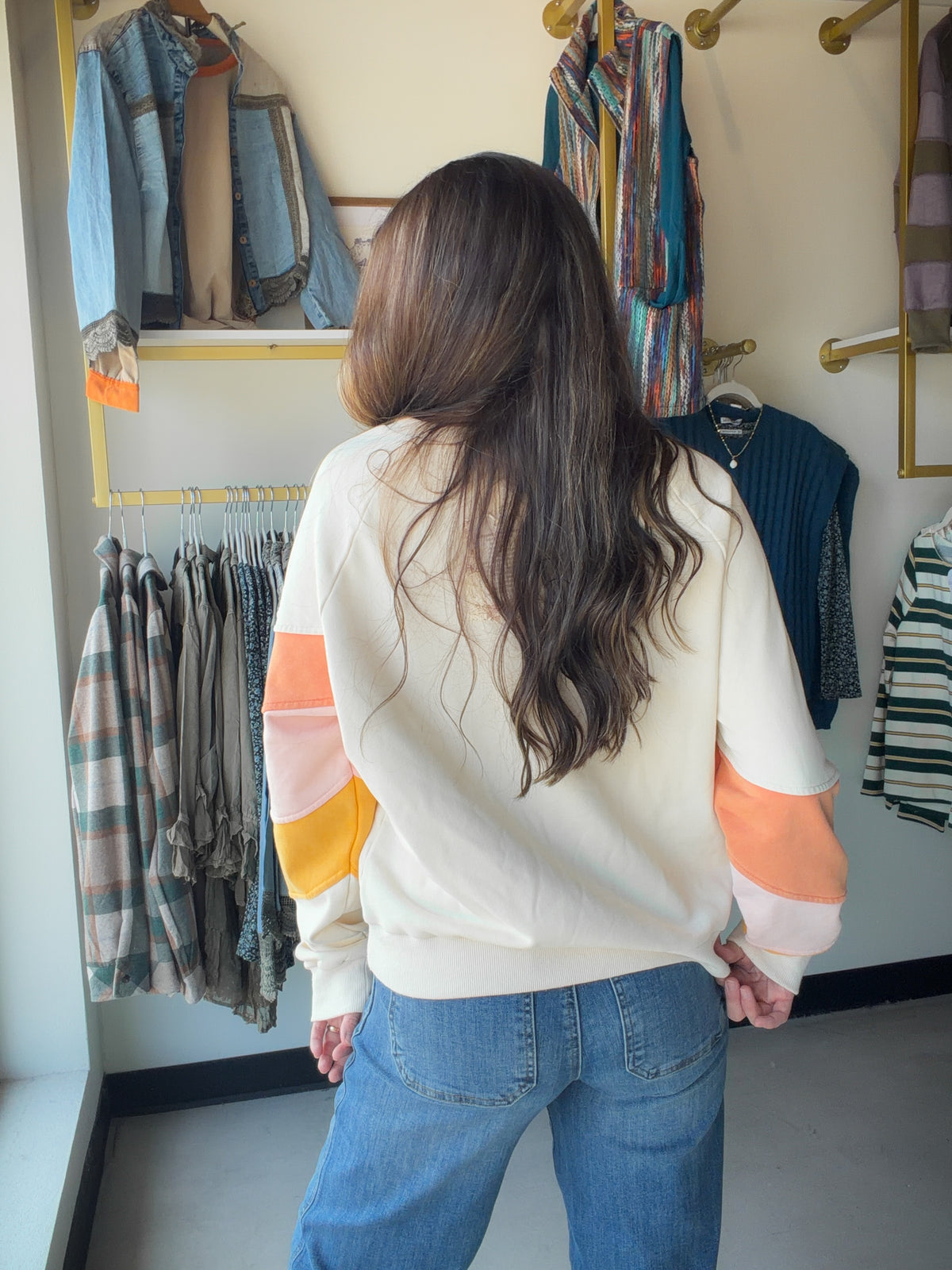 Stone Curved Color Pullover
