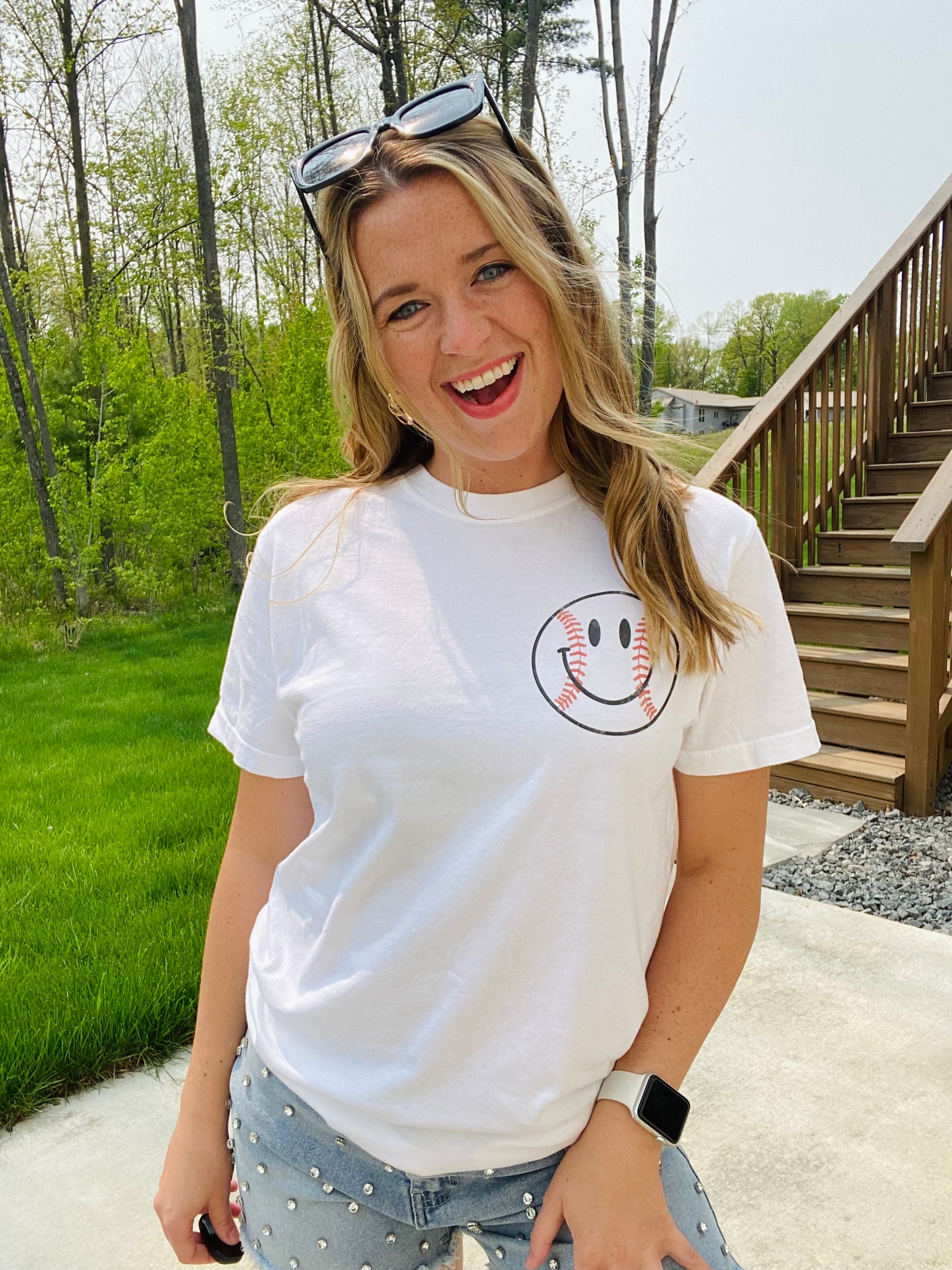 The perfect graphic tee for your summer festivities! Printed on a Comfort Colors Unisex tee that gets softer with every wash.   Size up for an oversized graphic fit.  Sophie is wearing the size small. 