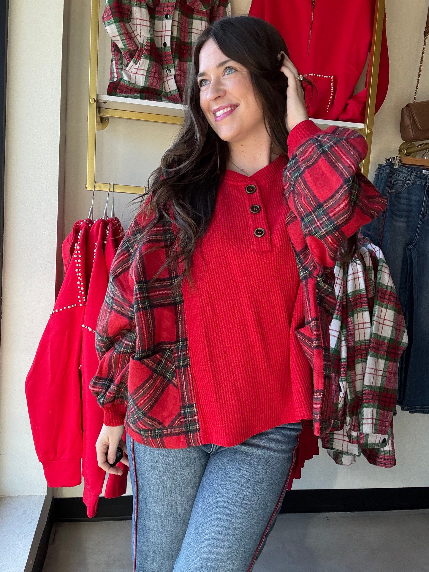 This cozy layered top combines soft plaid fleece with textured waffle knit for effortless style and warmth. Featuring functional button closures and convenient pockets, it's perfect for casual days or relaxed weekends. The mixed fabric design adds visual interest while the relaxed fit ensures all-day comfort. An easy-to-wear piece that transitions seamlessly from season to season.

Bibi