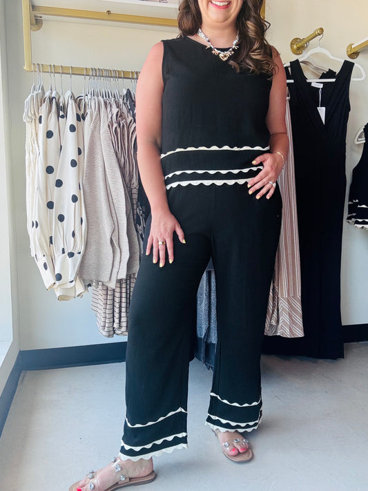 Anniewear

Experience effortless elegance in these breathable, wide-leg pants featuring a striking contrast scallop trim. Designed with a flexible elastic waistband and functional pockets, they offer a lightweight, high-fashion feel that stays comfortable from day to night.

Airy, lightweight fabric for all-day comfort.
Chic contrast scallop hem detailing.
Flexible elastic waistband fits perfectly.
Functional side pockets for essentials.
Effortless, flattering wide-leg silhouette.
Ultra-breathable material 
