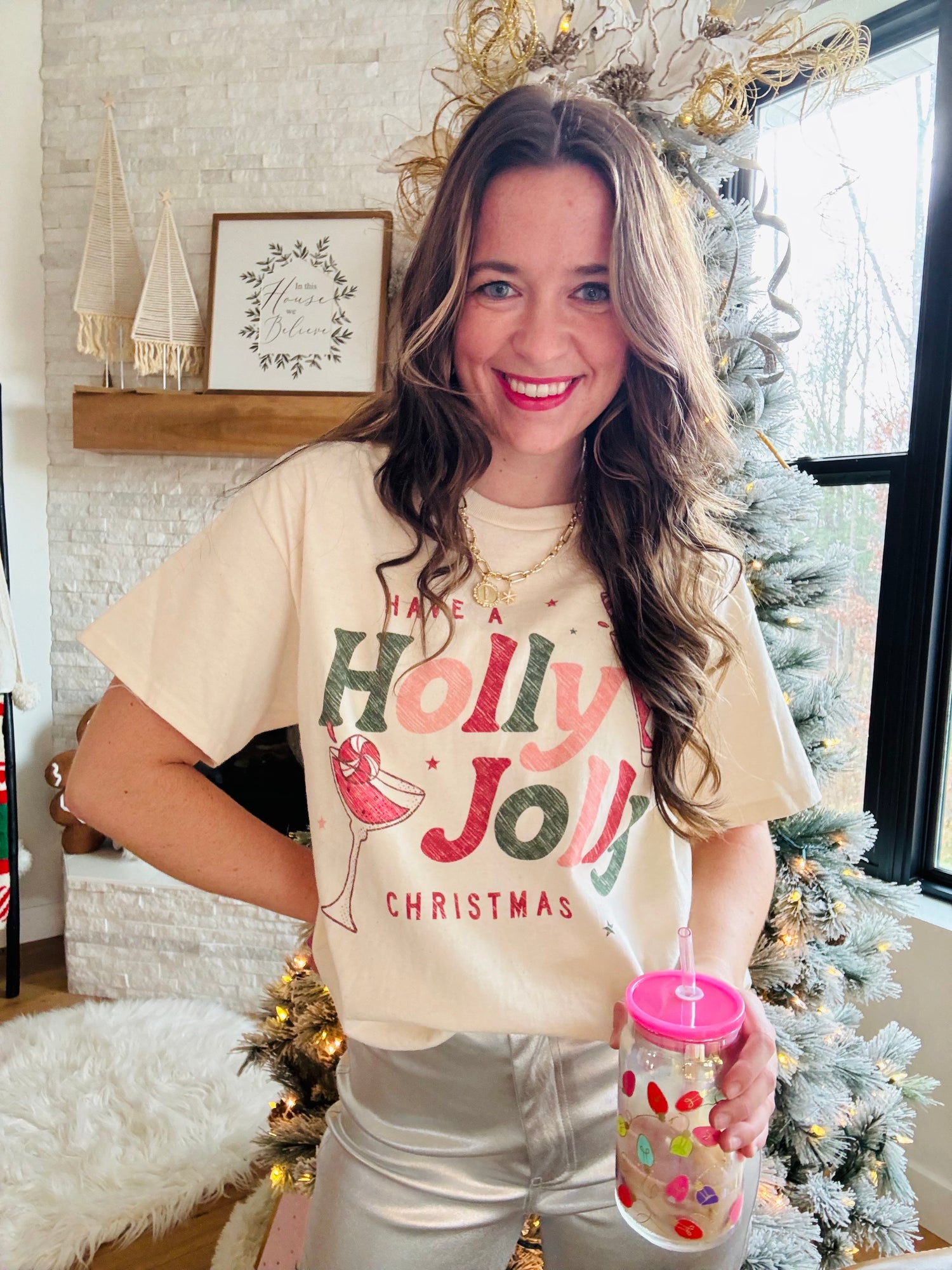 Shopping for the best fashion that is both comfortable and cute. Get the latest in Midwest fashion like women’s sweaters, long women’s cardigans, jeans and women’s accessories. Shopping and online shopping for womens clothes. Holly Jolly Christmas tee