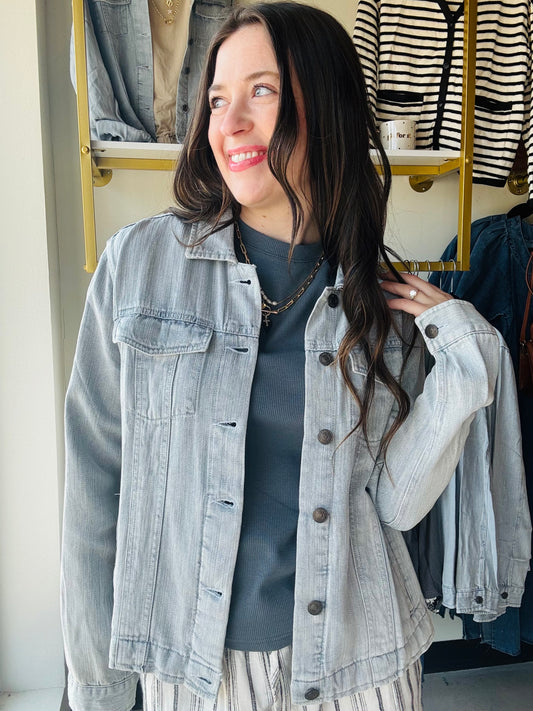 Trust us, you need this denim jacket in your life. Made with our super soft Tencel Lyocell,&nbsp; the Jackie Jacket is a wardrobe staple!
