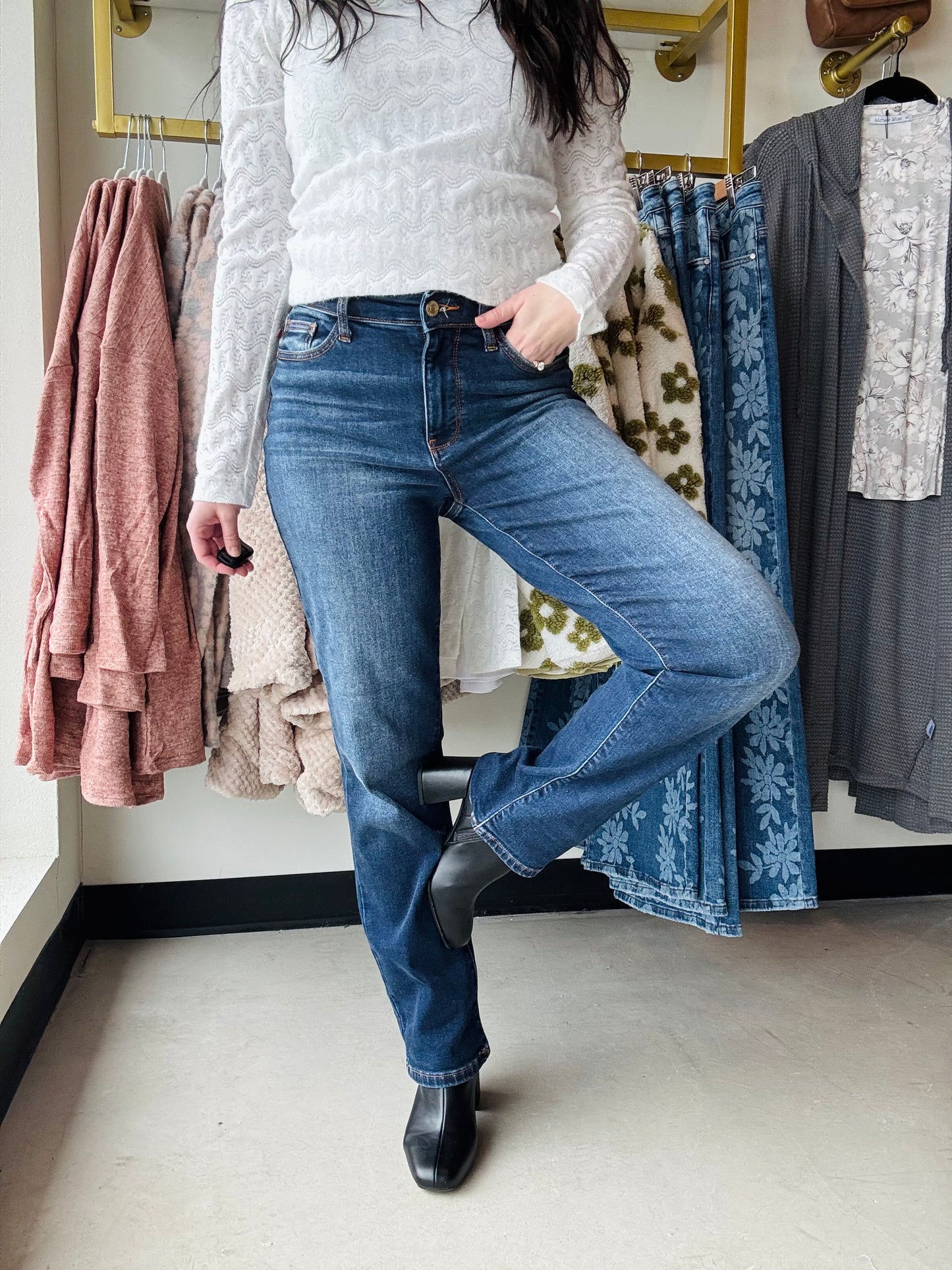 Vintage Dark Wash Straight Leg