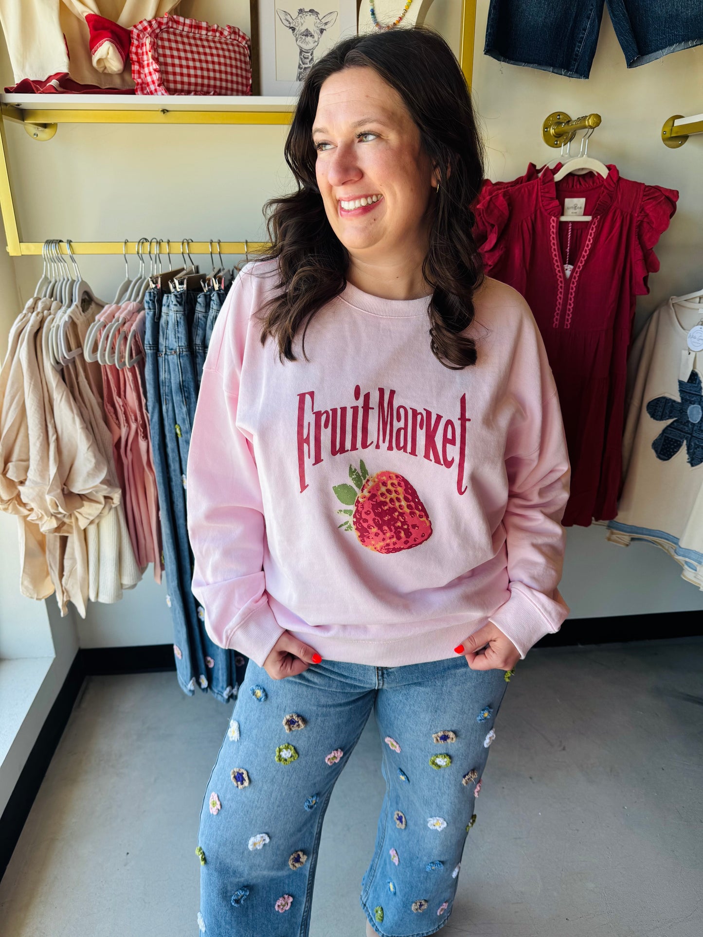 Easel

Sweeten your everyday style with this ultra-soft, 100% cotton terry pullover featuring a vintage-inspired strawberry graphic. Its relaxed, oversized silhouette and dropped shoulders deliver that perfect "cool-girl" comfort for effortless layering

Breathable 100% premium cotton knit
Relaxed, oversized silhouette for comfort
Vintage-inspired strawberry graphic print
Modern dropped shoulders, cozy fit
Classic crew neck, ribbed hem
Versatile pink shade for everyday

