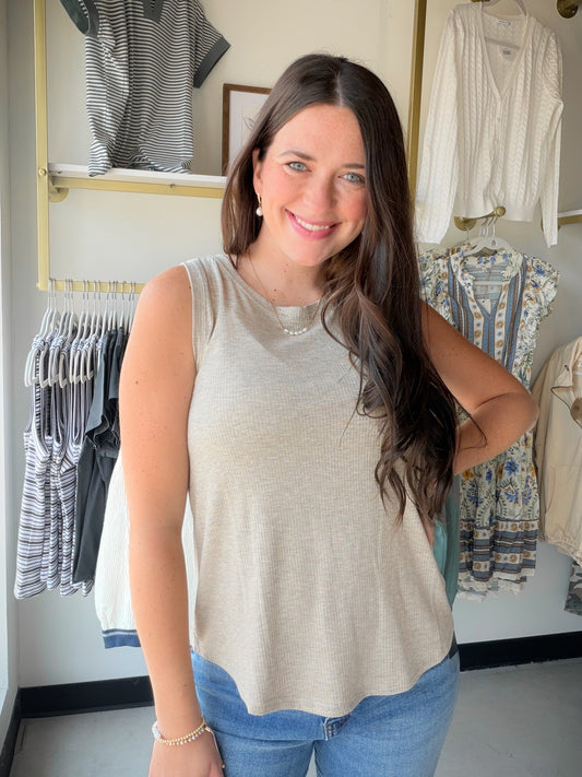 Thread &amp; Supply

The perfect layering basic for any occasion. Featured in a crew neck and relaxed fit for the ultimate comfort whether you are lounging, brunching or running errands.&nbsp;

Crew neckline
Relaxed fit
Measurements for a size small:

Length: 24"&nbsp;
Chest: 16"
Sweep: 20"
Content:&nbsp;

90% Rayon
10% Spandex