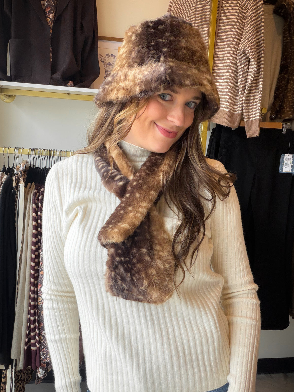 Doe Print Pull Through Scarf