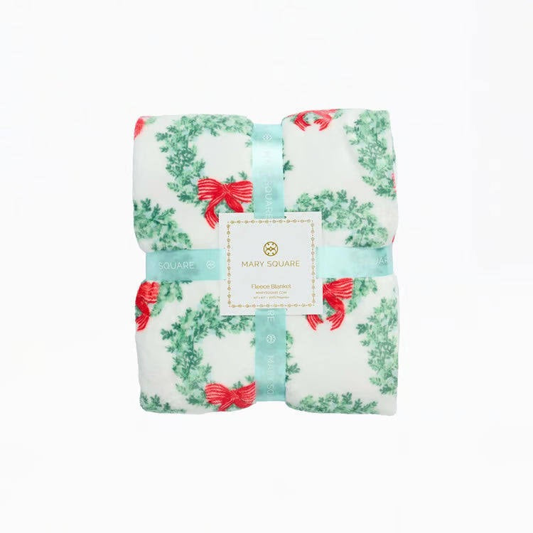 Wreaths & Ribbon Fleece Blanket