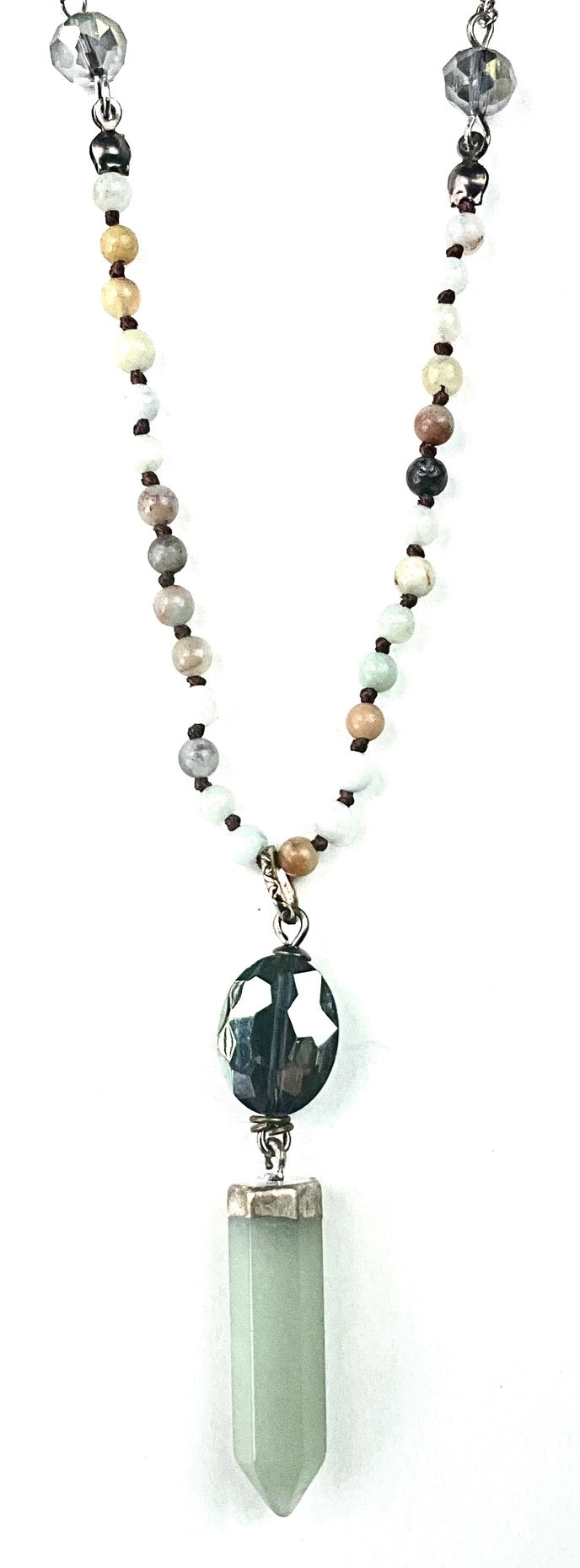 Pointed Stone Thin Beaded Necklace