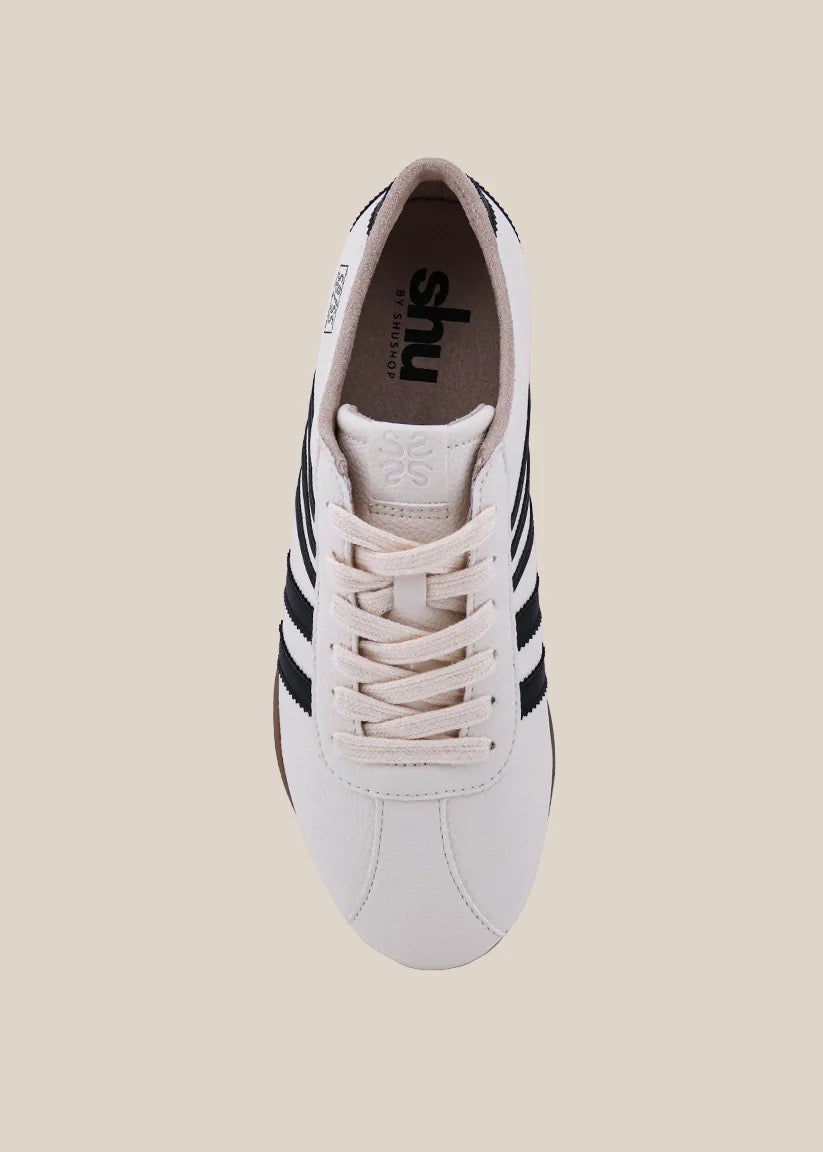 Black & White Paloma Sneaker