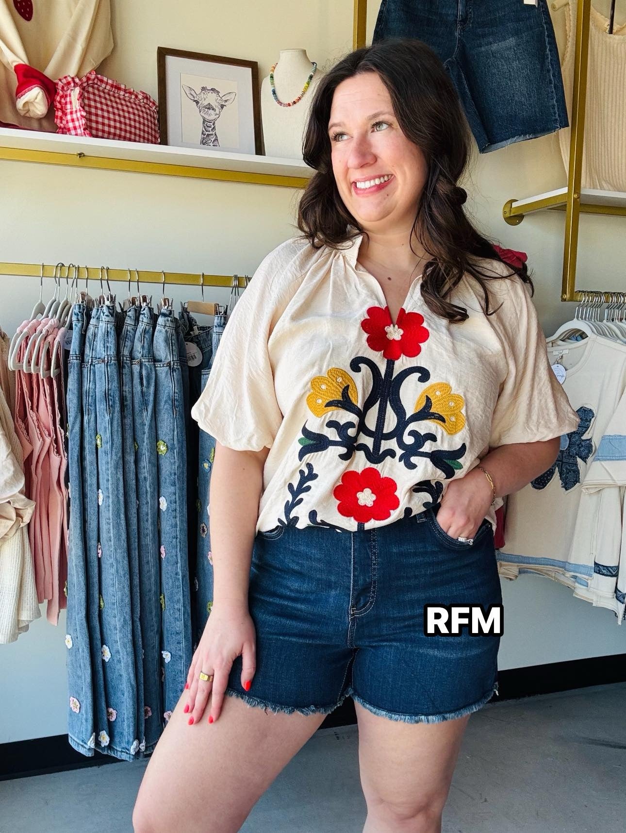 Essential High Rise Fray Jean Shorts