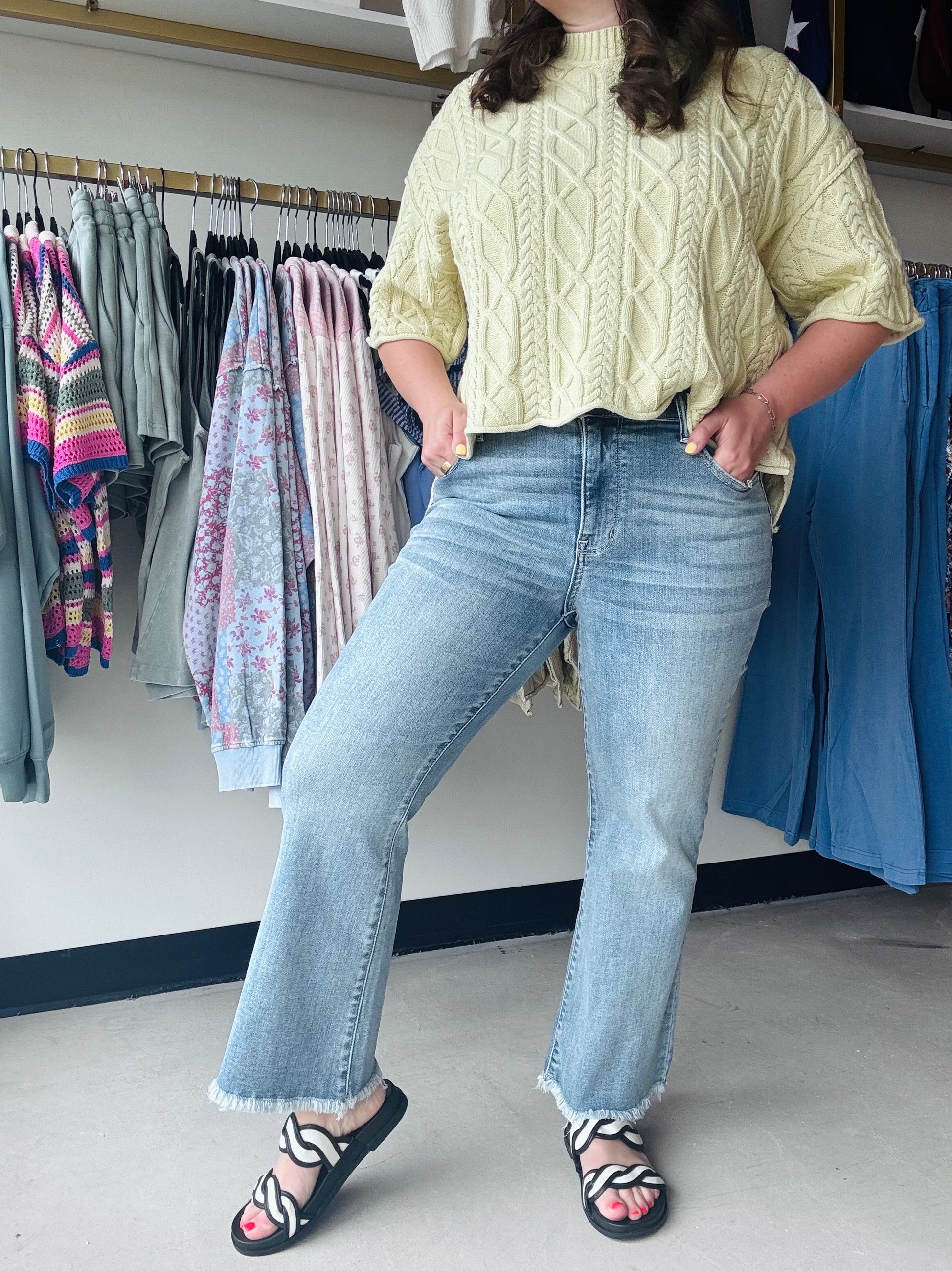 Judy Blue

Master the art of effortless style with these Judy Blue kick flares. Featuring a trend-forward raw frayed hem and signature 4-way stretch, these cropped jeans offer a flattering mid-rise fit that moves with you. It’s the ultimate combination of "cool-girl" edge and all-day comfort.

Iconic Judy Blue signature stretch.
Flattering mid-rise sits just right.
Trendy kick flare leg silhouette.
Edgy raw frayed hem finish.
Perfect cropped length for shoes.
Versatile light wash for styling.
