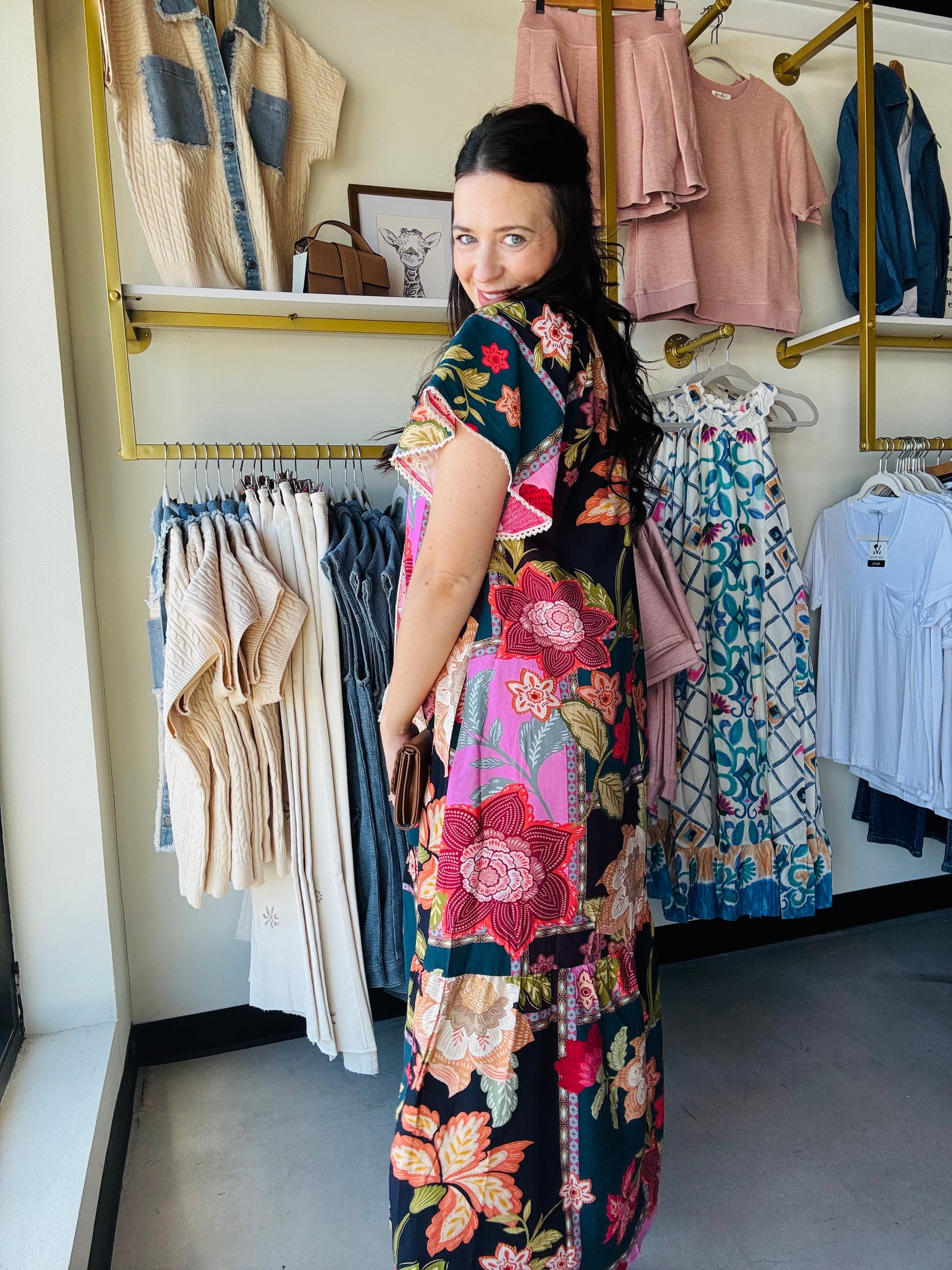 Umgee
Mix Patchwork Floral Maxi Dress

Key Features
• Split V-neck with tassel tie
• Lace trim details 
• Short sleeves
• Pockets
• Lined&nbsp;

Fabric Contents
• 80% Rayon
• 20% Nylon