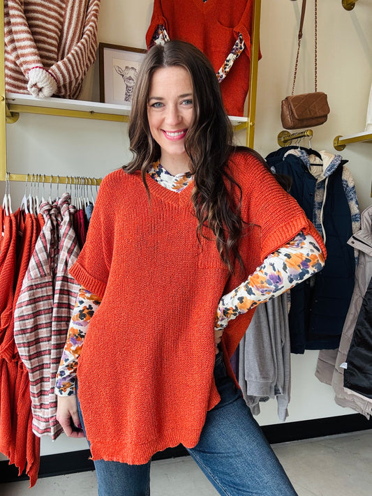 Michelle Mae

Get cozy with our Annie Open Knit Top in Pumpkin! The perfect combination of comfort and style, this top features side slits and a v-neck for a trendy look and a convenient breast pocket and cuff sleeves. Lounge in style with this must-have addition to your wardrobe.
