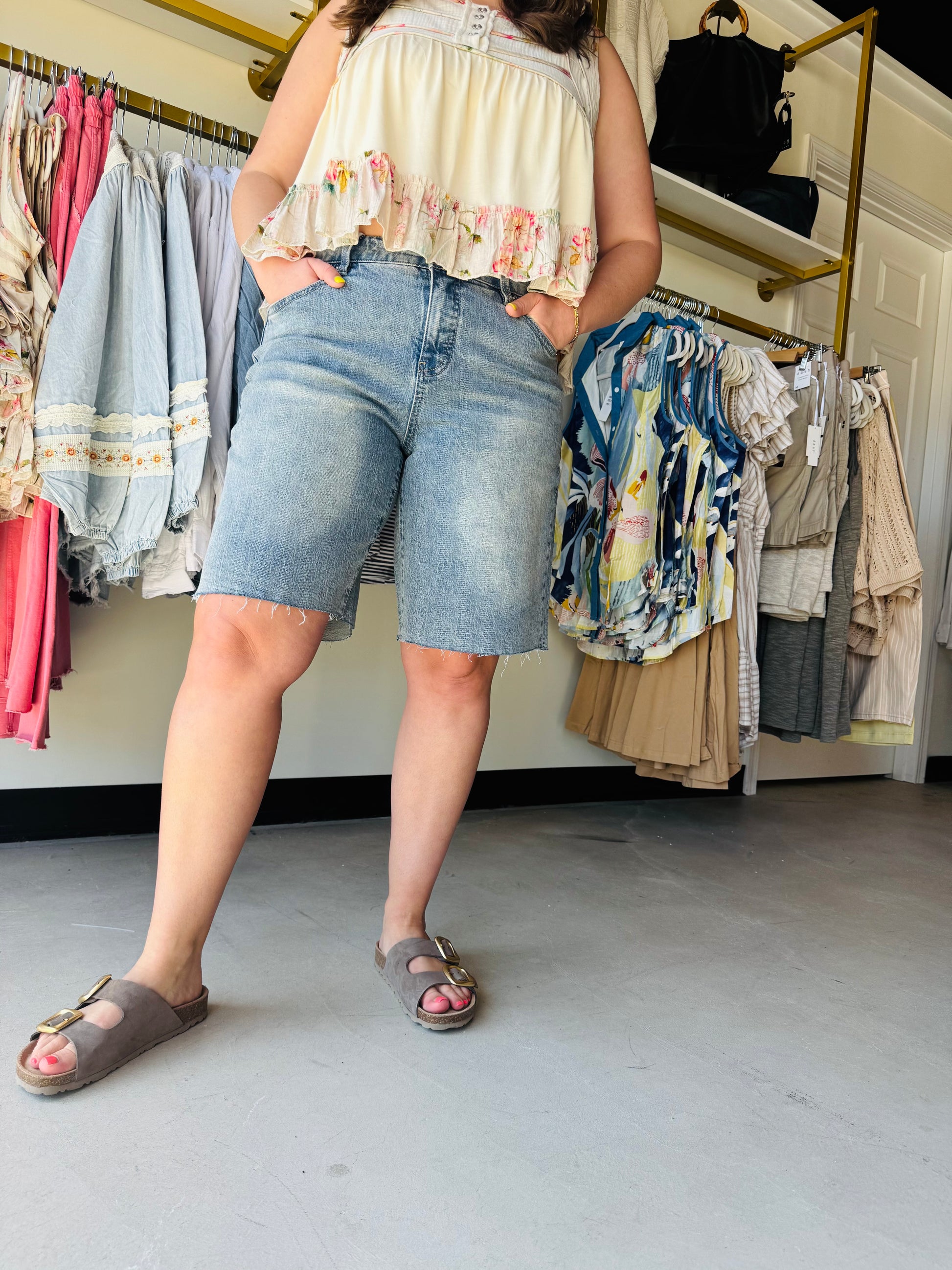 Royalty For Me&nbsp;

Elevate your seasonal style with these premium Royalty for Me wide-leg Bermuda shorts. Featuring a flattering mid-rise fit and a trendy raw hem, this light-wash denim offers the perfect balance of modern edge and all-day comfort• Flattering mid-rise waist for comfort.


• Relaxed wide-leg silhouette stays cool.
• Versatile light wash denim finish.
• Signature Royalty for Me premium quality.
• Trendy raw hem adds edge.
• True-to-size fit for every body.