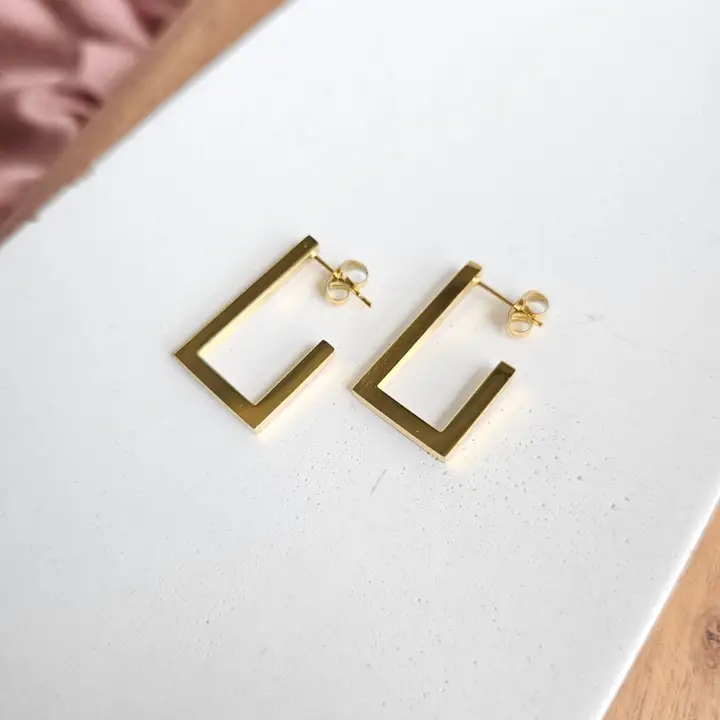 Luxe Gold Holdi Hoops